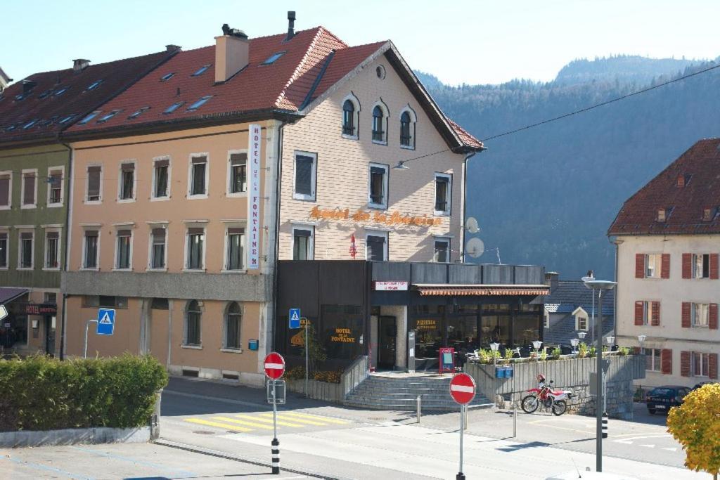 Hotel La Fontaine Saint-Imier Exterior foto